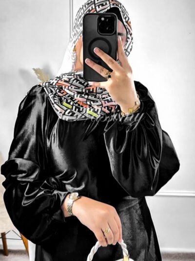 Robe noir en velours