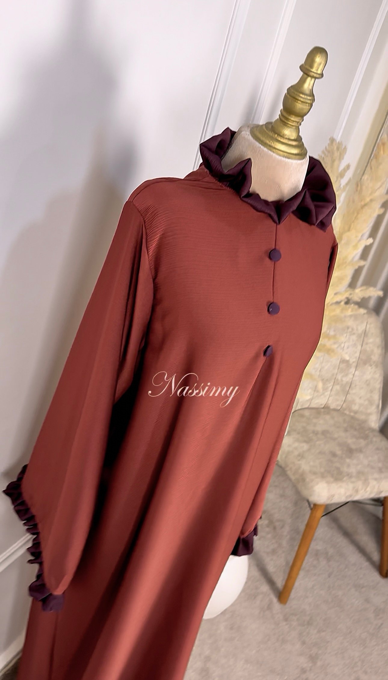 Abaya à boutons – Image 2