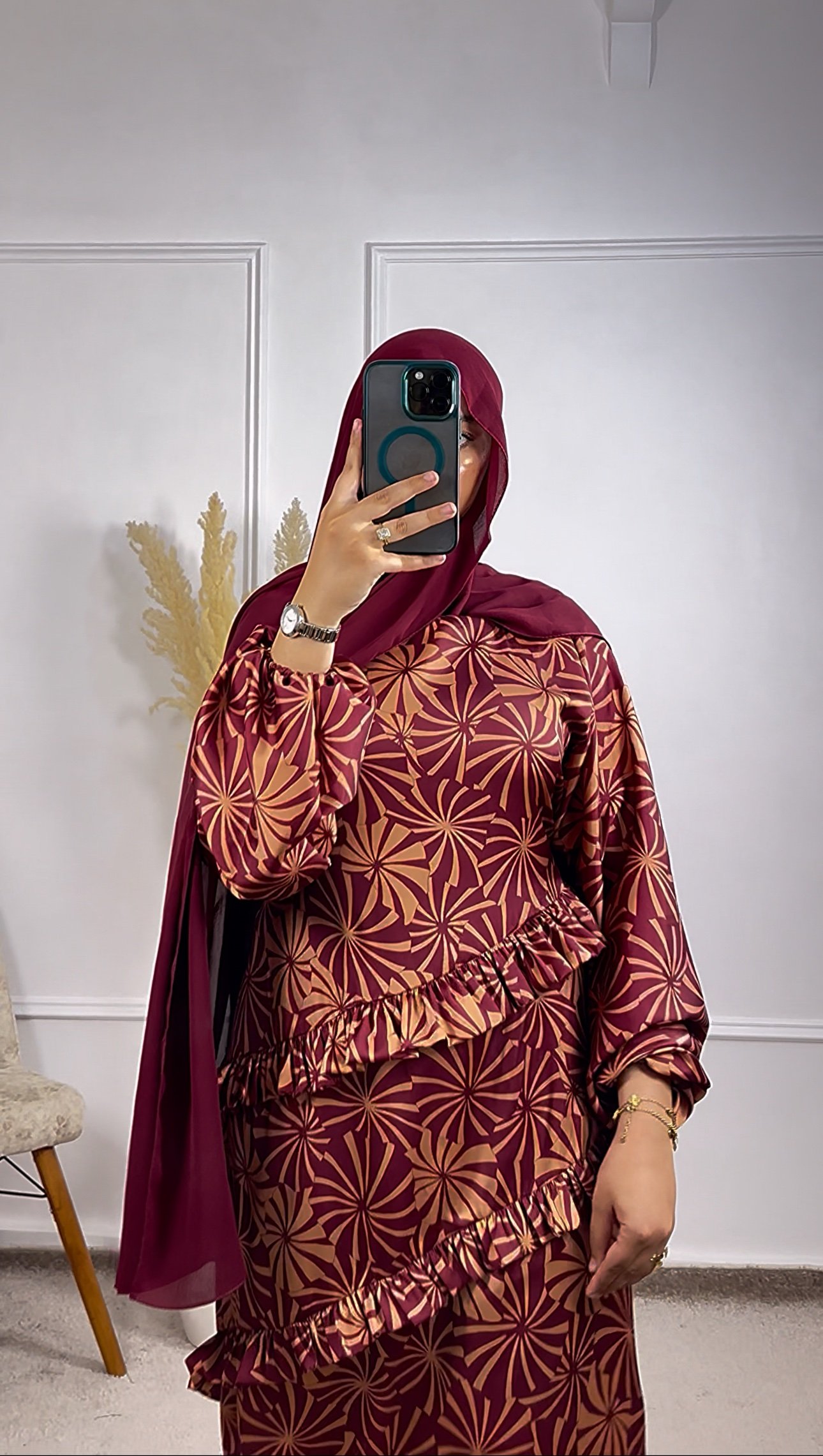 Robe satinée royale – Image 2