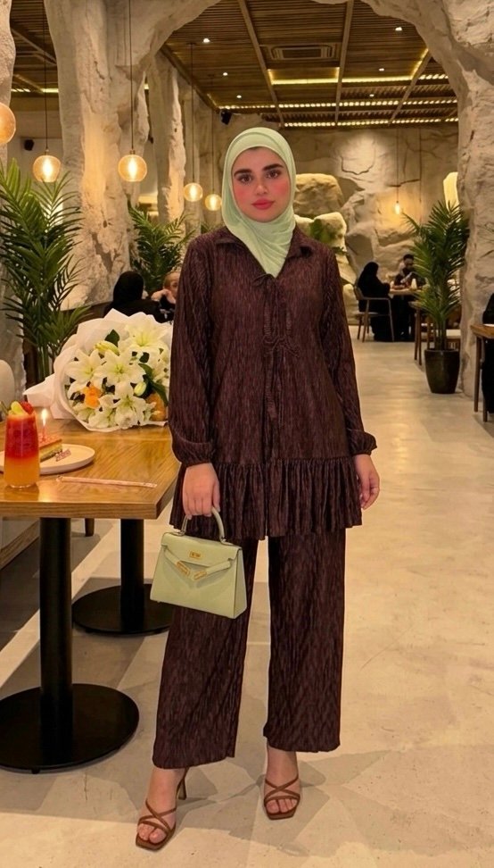 Ensemble plissé avec pantalon marron