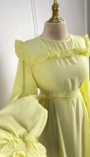 Robe mousseline cloche en jaune