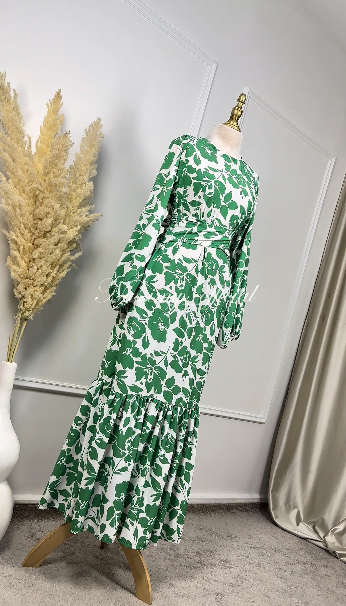Robe princesse verte – Image 2