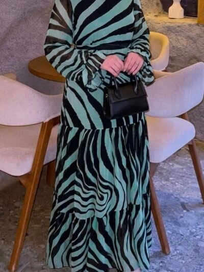 Robe zèbra en tissu mousseline