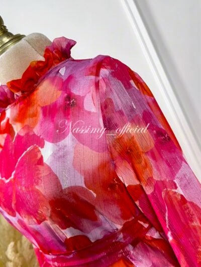 Robe en tissu mousseline