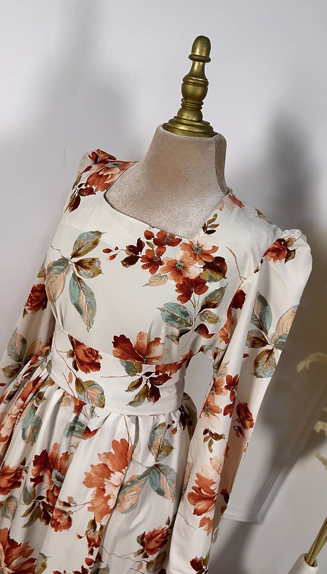 Robe cloche fleurie – Image 4